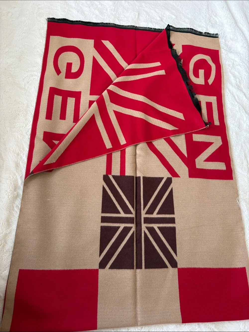 NWT SEALED! 100% Cashmere Oversized Scarf/Shawl Double-faced GeometricFlagDesign